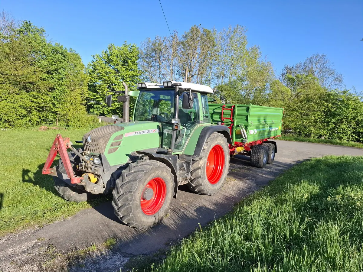Fendt 312 – Übungsfahrzeug der Fahrschule Fun 'n' Drive