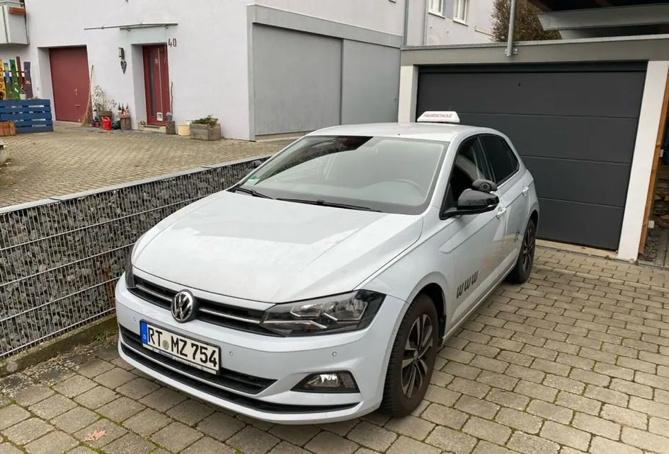 VW Polo – Übungsfahrzeug der Fahrschule Fun 'n' Drive