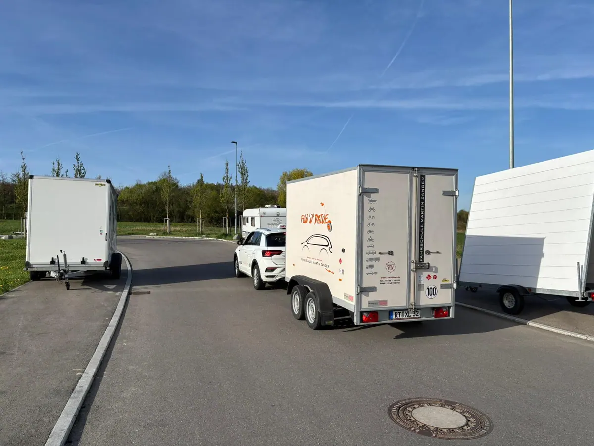 VW TRoc – Übungsfahrzeug der Fahrschule Fun 'n' Drive